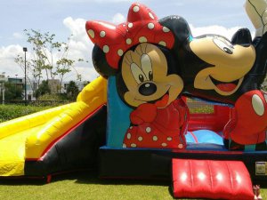 Inflable Mickey y Minnie